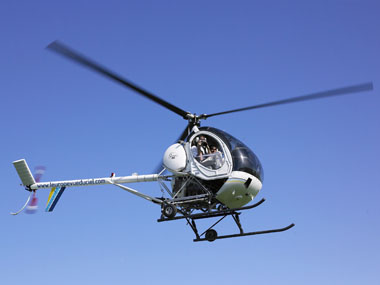 Hélicoptèré équipé d'une caméra gyro stabilisée cineflex HD