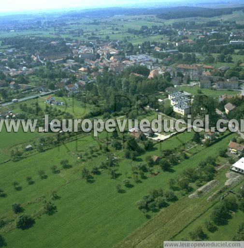 Photo aérienne de Puttelange-aux-Lacs