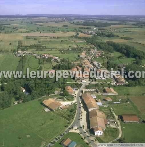 Photo aérienne de Mnil-la-Tour