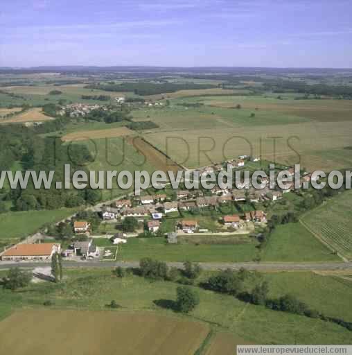 Photo aérienne de Mnil-la-Tour