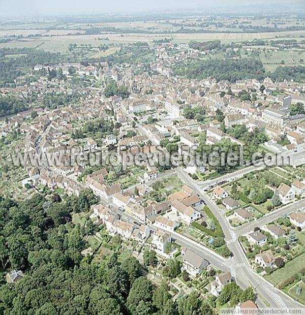Photo aérienne de Semur-en-Auxois