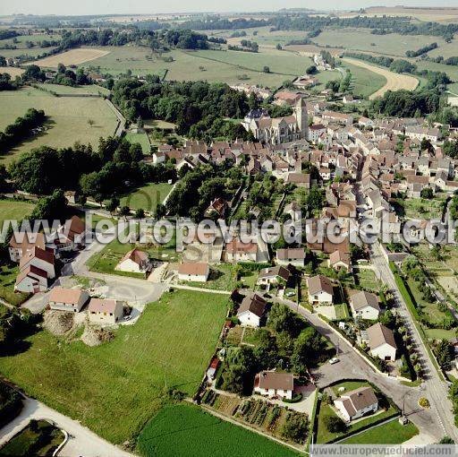 Photo aérienne de Saint-Seine-l'Abbaye