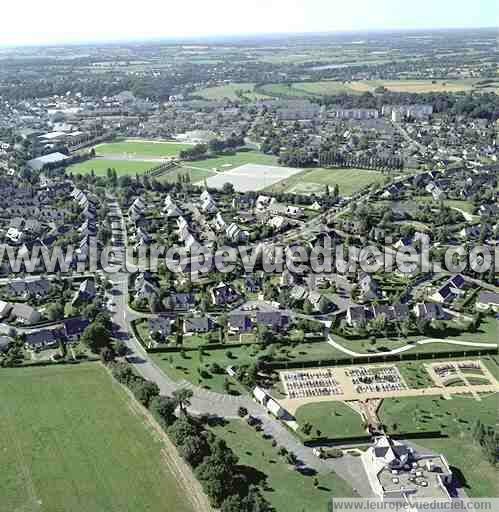Photo aérienne de Montreuil-Juign