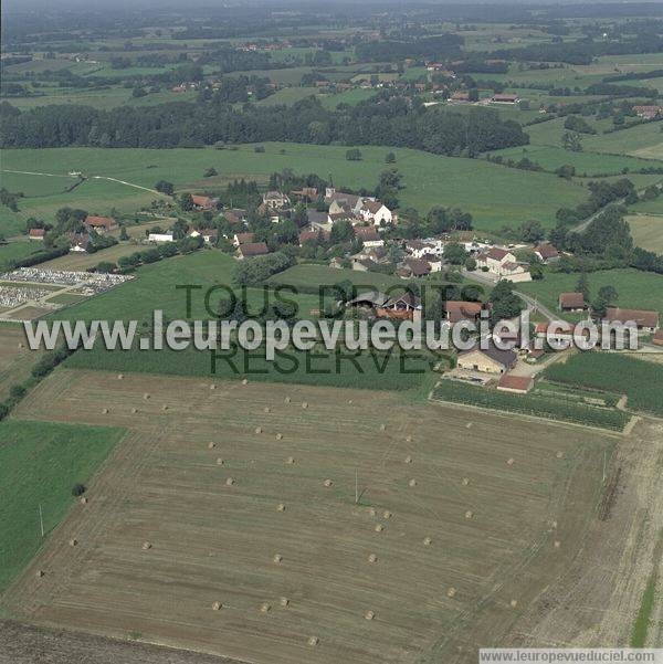 Photo aérienne de Mouthier-en-Bresse