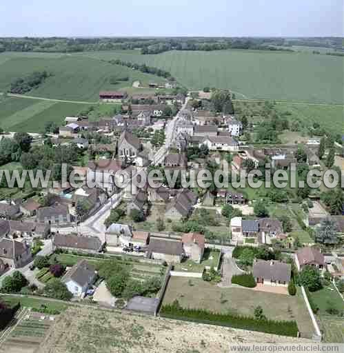 Photo aérienne de La Celle-Saint-Cyr