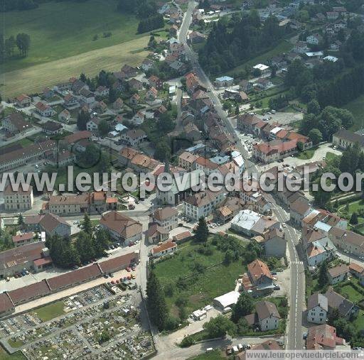 Photo aérienne de Saint-Laurent-en-Grandvaux