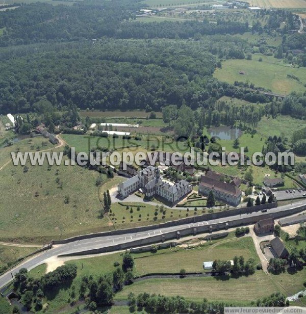 Photo aérienne de Conches-en-Ouche