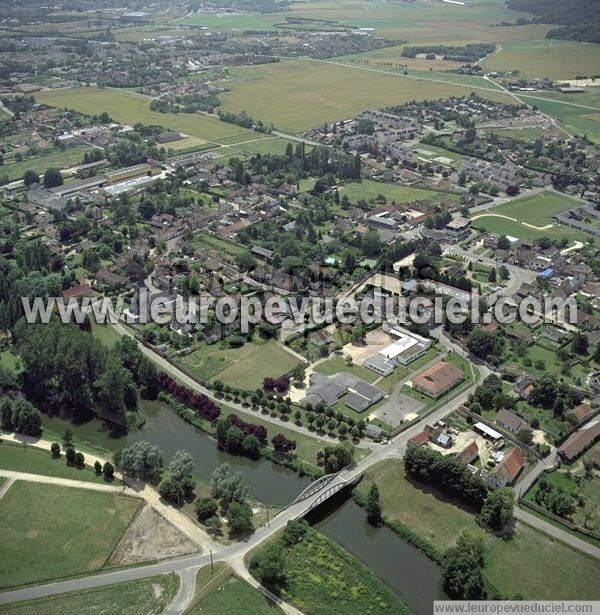 Photo aérienne de Val-de-Reuil