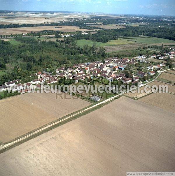 Photo aérienne de Champlay