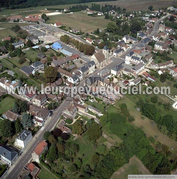 Photo aérienne de Égriselles-le-Bocage