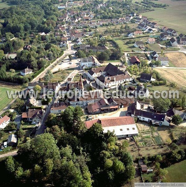 Photo aérienne de Escolives-Sainte-Camille