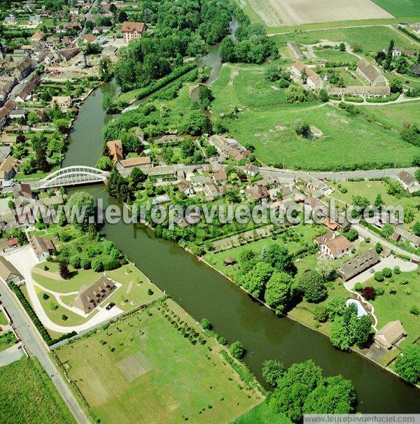 Photo aérienne de Garennes-sur-Eure
