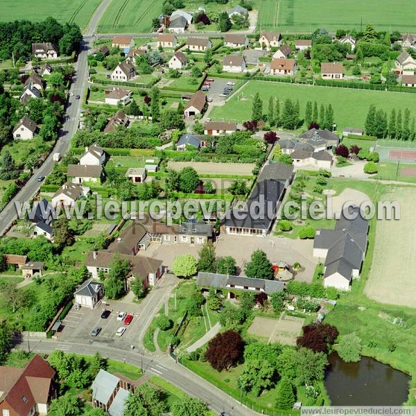 Photo aérienne de Guichainville