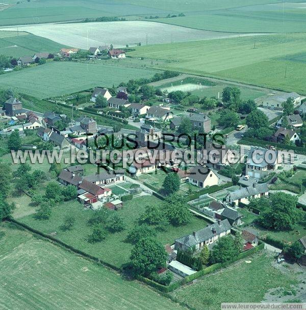 Photo aérienne de Mesnires-en-Bray