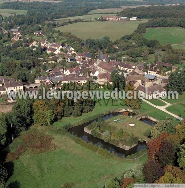 Photo aérienne de Tannerre-en-Puisaye