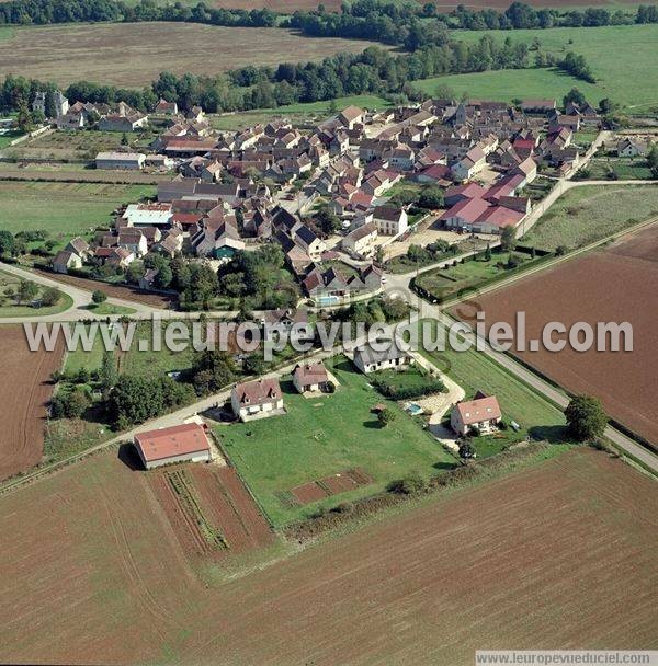 Photo aérienne de Chemilly-sur-Serein