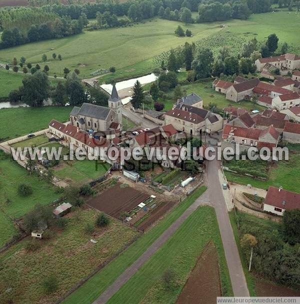 Photo aérienne de Perrigny-sur-Armanon