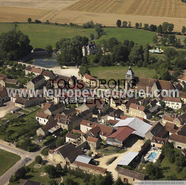 Photo aérienne de Argenteuil-sur-Armanon