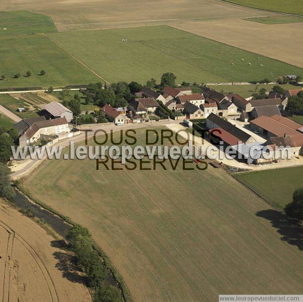 Photo aérienne de Argenteuil-sur-Armanon