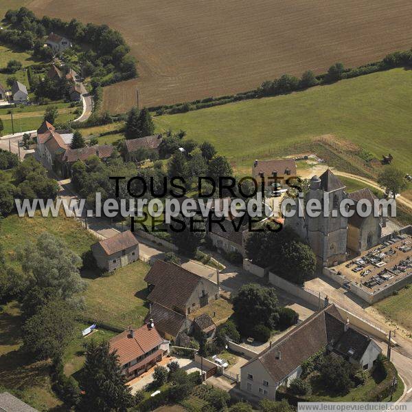 Photo aérienne de Lichres-sur-Yonne