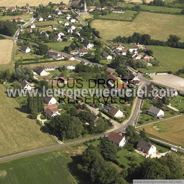 Photo aérienne de Villeneuve-Saint-Salves