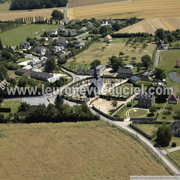Photo aérienne de Saint-Aubin-le-Vertueux