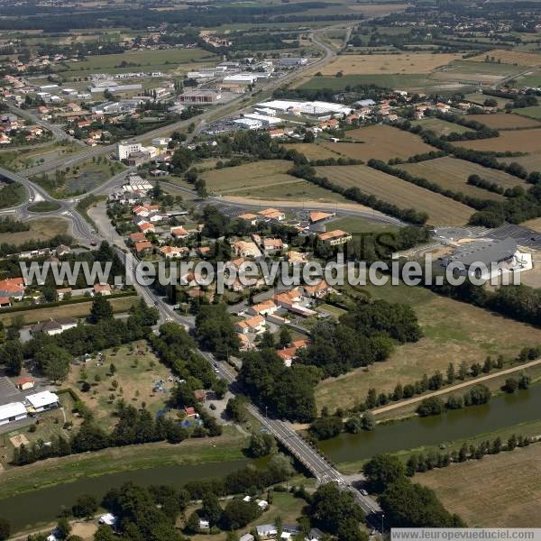Photo aérienne de Saint-Philbert-de-Grand-Lieu