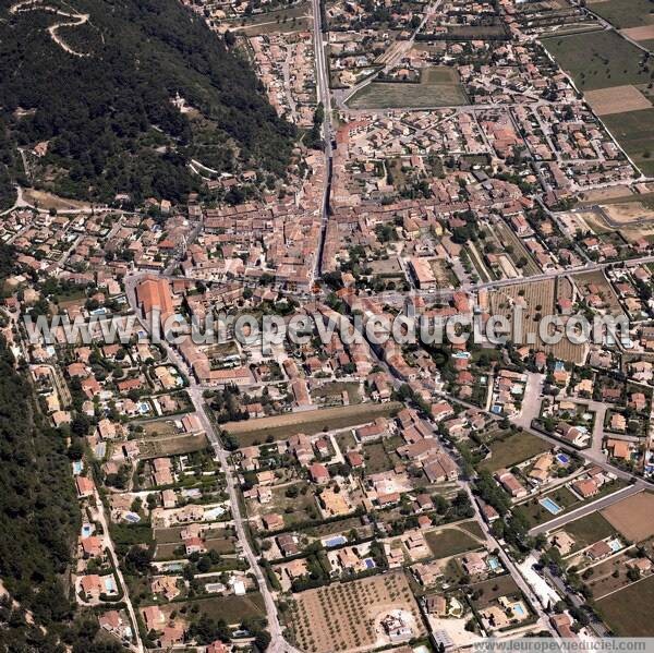 Photo aérienne de Cuges-les-Pins