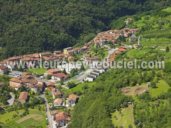 Photo aérienne de Darfo Boario Terme