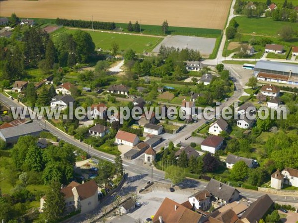Photo aérienne de Pesmes