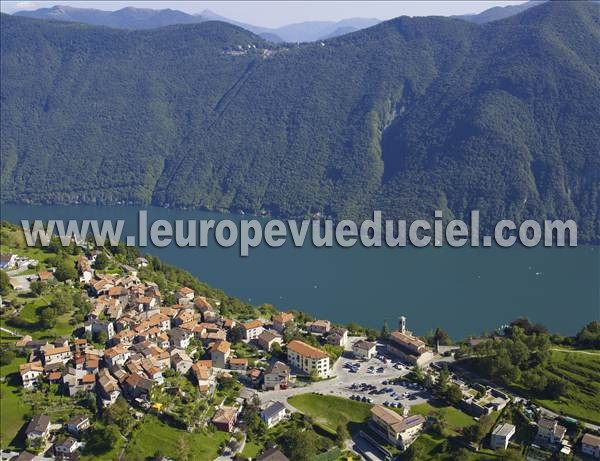 Photo aérienne de Lugano