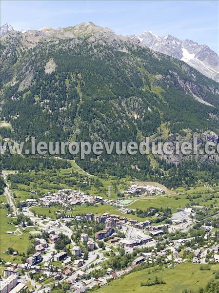Photo aérienne de La Salle les Alpes