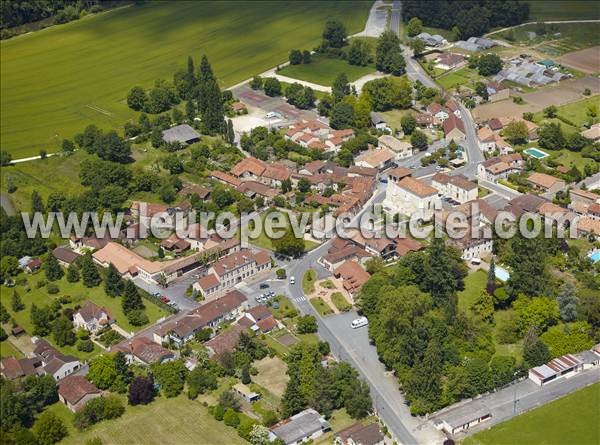 Photo aérienne de Saint-Léon-sur-l'Isle