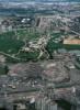 Photos aériennes de "parc" - Photo réf. 13905 - Le centre d'affaires des Nations au premier plan et, dans son prolongement, le parc de Vandoeuvre.