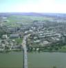 Photos aériennes de Tomblaine (54510) | Meurthe-et-Moselle, Lorraine, France - Photo réf. 052626 - Vue du pont de Tomblaine allant vers le centre, et en arrire plan, le HLM : les Jartom.