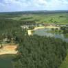 Photos aériennes de "lorraine" - Photo réf. 054717 - Terrain de camping en bord de lac et le bois de Lorraine.