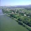 Photos aériennes de "moselle" - Photo réf. 059154 - Le village longe la Moselle.