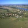 Photos aériennes de Hoste (57510) | Moselle, Lorraine, France - Photo réf. 173496 - Hoste-haut et Hoste-basse spars par l'tang de la ligne Maginot.