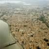 Photos aériennes de "UNESCO" - Photo réf. 7048 - Dans le tissu urbain, les arnes.