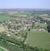 Photos aériennes de "Doubs" - Photo réf. 12054 - Prs du confluent du Doubs et de la Loue, s'tend le paisible village de Molay.