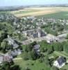 Photos aériennes de "village" - Photo réf. 16863 - Au centre du village, l'glise Saint-Martin actuelle n'a rien conserv de son origine, mme si elle date du XIIe-XIXe pour l'ensemble et du XIIe pour les fonds baptismaux.