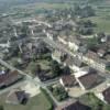 Photos aériennes de "village" - Photo réf. 22480 - Le centre du village avec ses commerces : principale lieu de rencontre.
