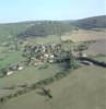 Photos aériennes de "carré" - Photo réf. 22811 - Perch sur un piton rocheux, gard par un imposant dojon carr, le hameau de Brancion a conserv son caractre fodal.