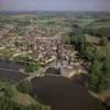 Photos aériennes de "Sarthe" - Photo réf. 9116 - Le village de Malicorne et les rives de la Sarthe amnages pour le public.