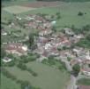 Photos aériennes de "village" - Photo réf. 30066 - Vue d'ensemble du village, avec au centre une glise du XVIII avec un clocher octogonale.