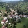 Photos aériennes de "église" - Photo réf. 36600 - La commune se situe a 800 m d'altitude, sur les hauts jurassiens. L'glise datent du XVIIe et XIXe sicle.