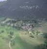 Photos aériennes de "Village" - Photo réf. 36761 - Le village adoss au plateau des Moussires.