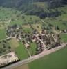 Photos aériennes de "village" - Photo réf. 38122 - Deuxime commune du canton, le village, qui se prolonge dans le vallon d'Ampfersbach, est fier de son cadre et de des activits qu'il abrite.