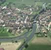 Photos aériennes de "village" - Photo réf. 38156 - L'Ill divise le village en deux.