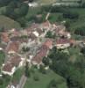 Photos aériennes de "église" - Photo réf. 38340 - Village aux cinq hameaux, au milieu des bois, et possdant une glise du XVIIIe sicle.